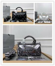 Picture of Balenciaga Lady Handbags _SKUfw136757039fw